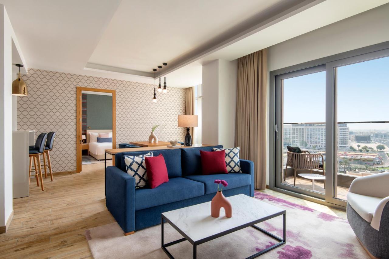 Abesq Doha Hotel And Residences, An Ihg Hotel Exterior photo