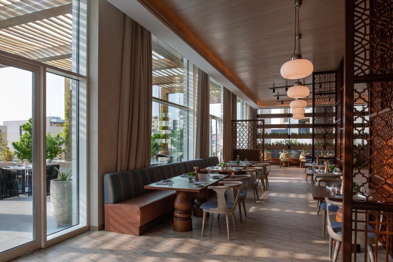 Abesq Doha Hotel And Residences, An Ihg Hotel Exterior photo The restaurant